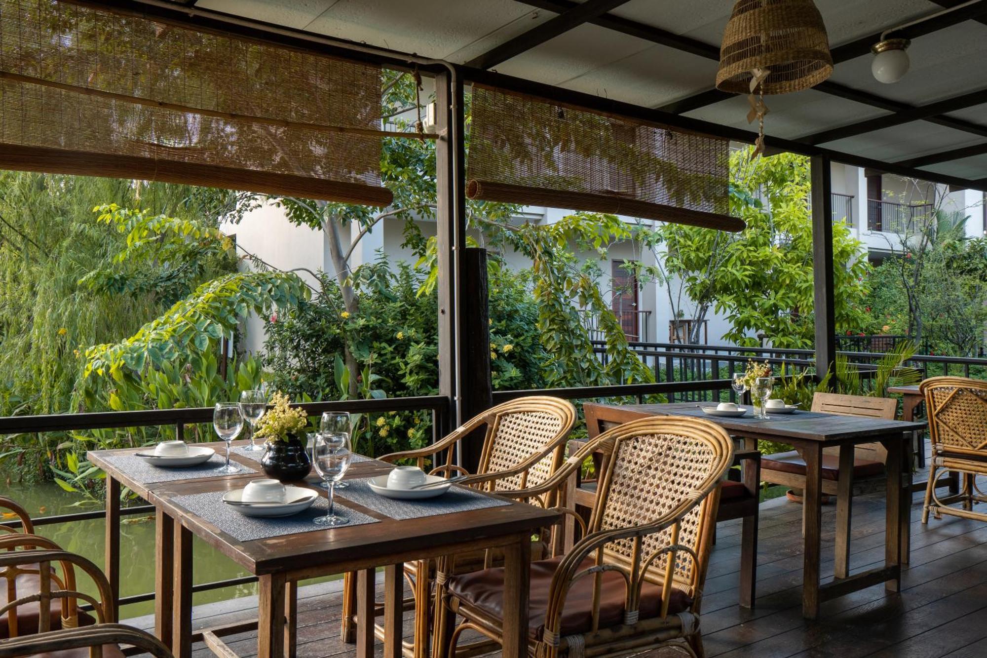 Hotel Ploen Pirom Bangkok Zewnętrze zdjęcie