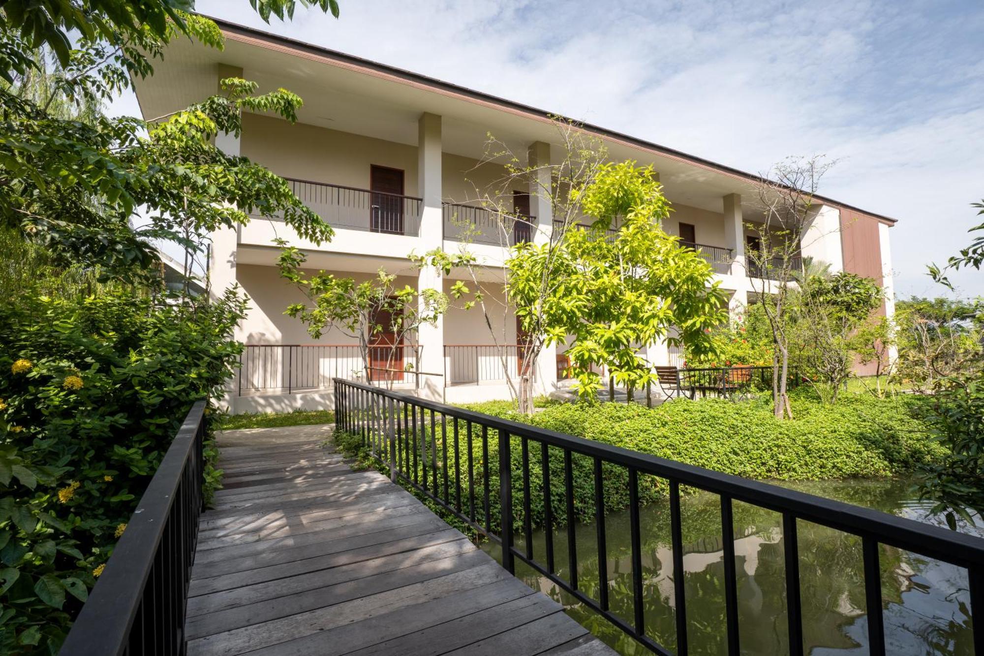 Hotel Ploen Pirom Bangkok Zewnętrze zdjęcie
