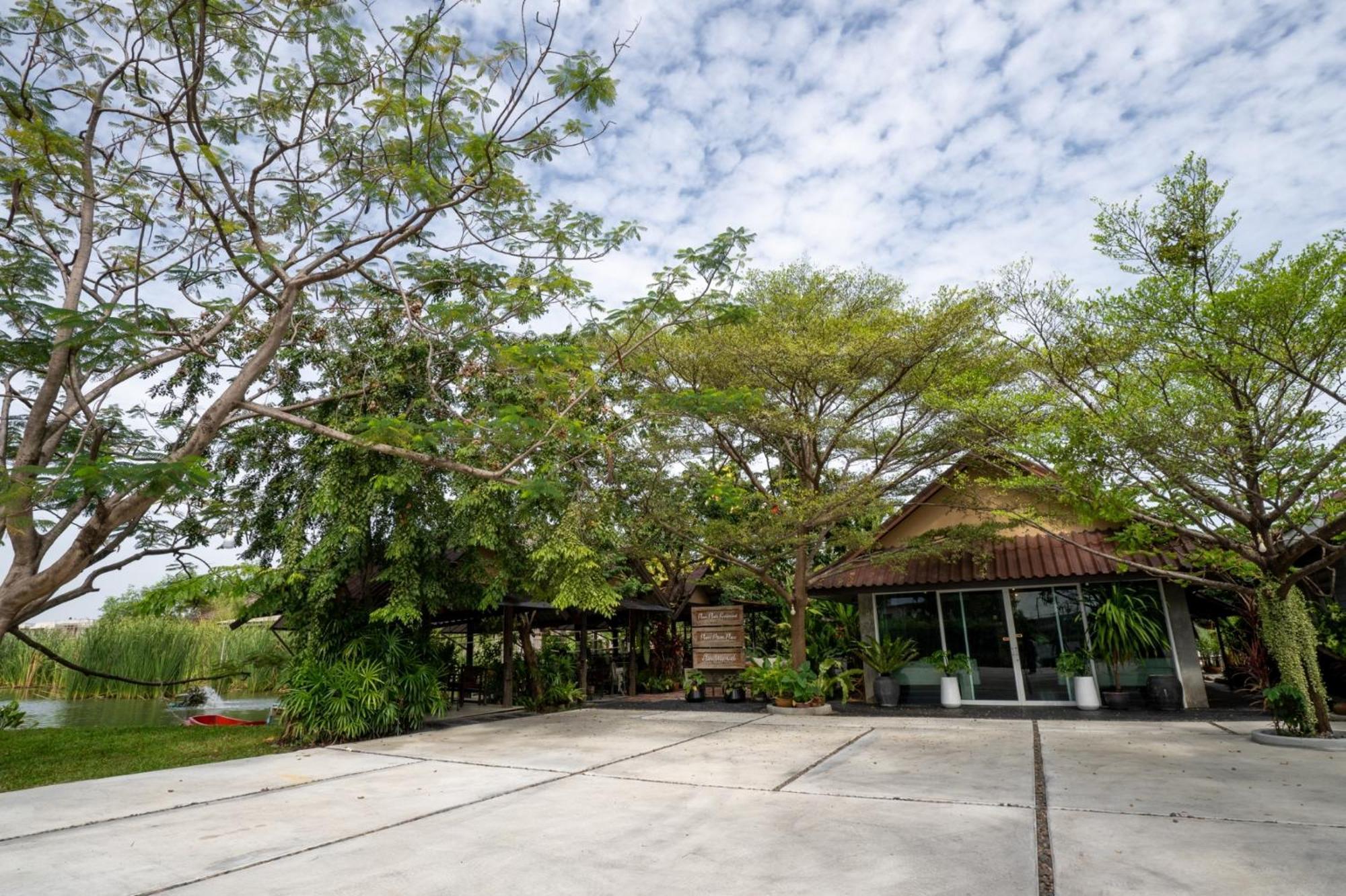 Hotel Ploen Pirom Bangkok Zewnętrze zdjęcie